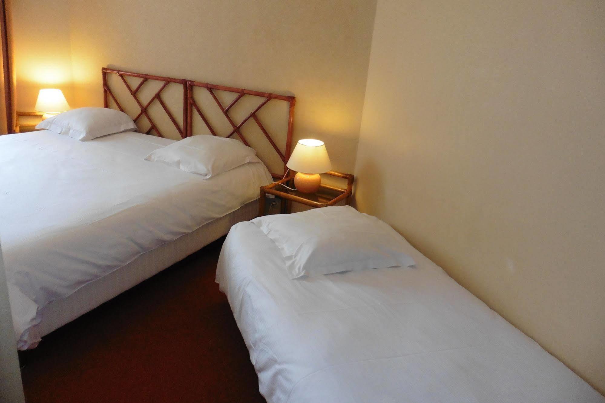 Hotel De L'Orme, Akena Évreux Εξωτερικό φωτογραφία